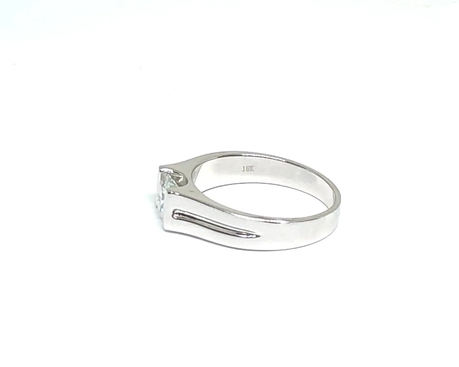 18K White Gold 1Ct Round Moissanite Solitaire Mens Ring