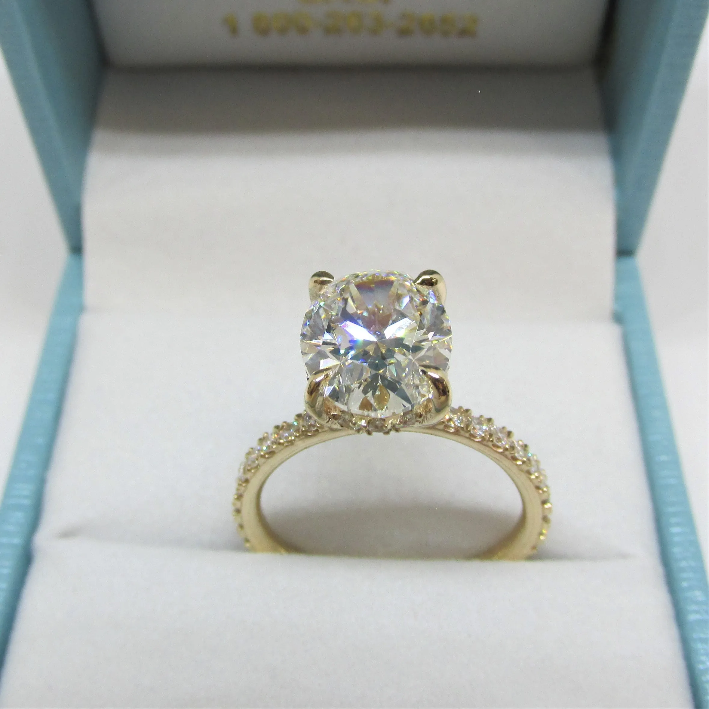 2.50 carat Oval Diamond Engagement Ring
