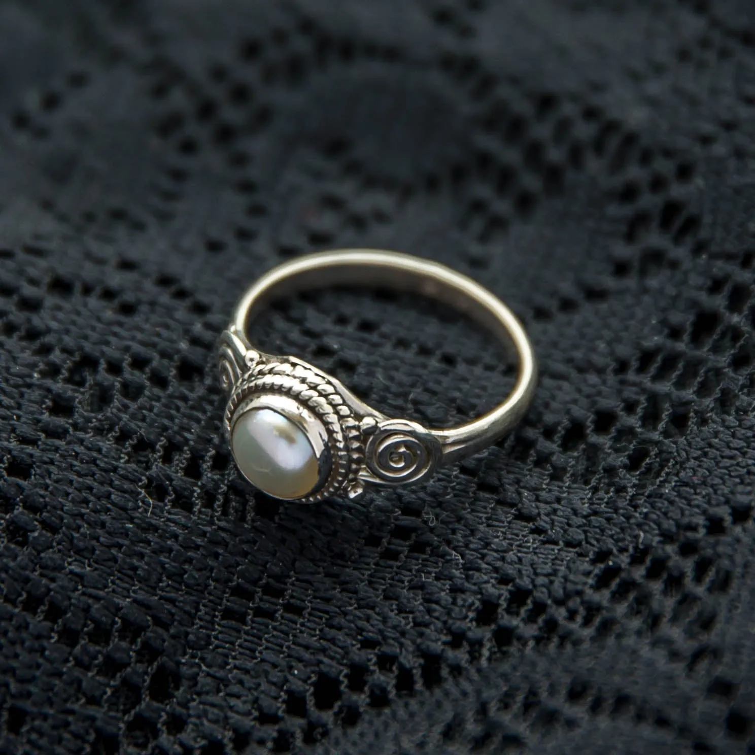 Anand Ring - Silver - Pearl