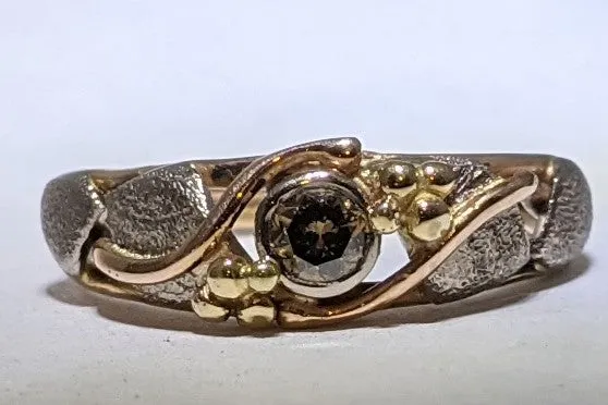 Champagne diamond in yellow, rose and white gold