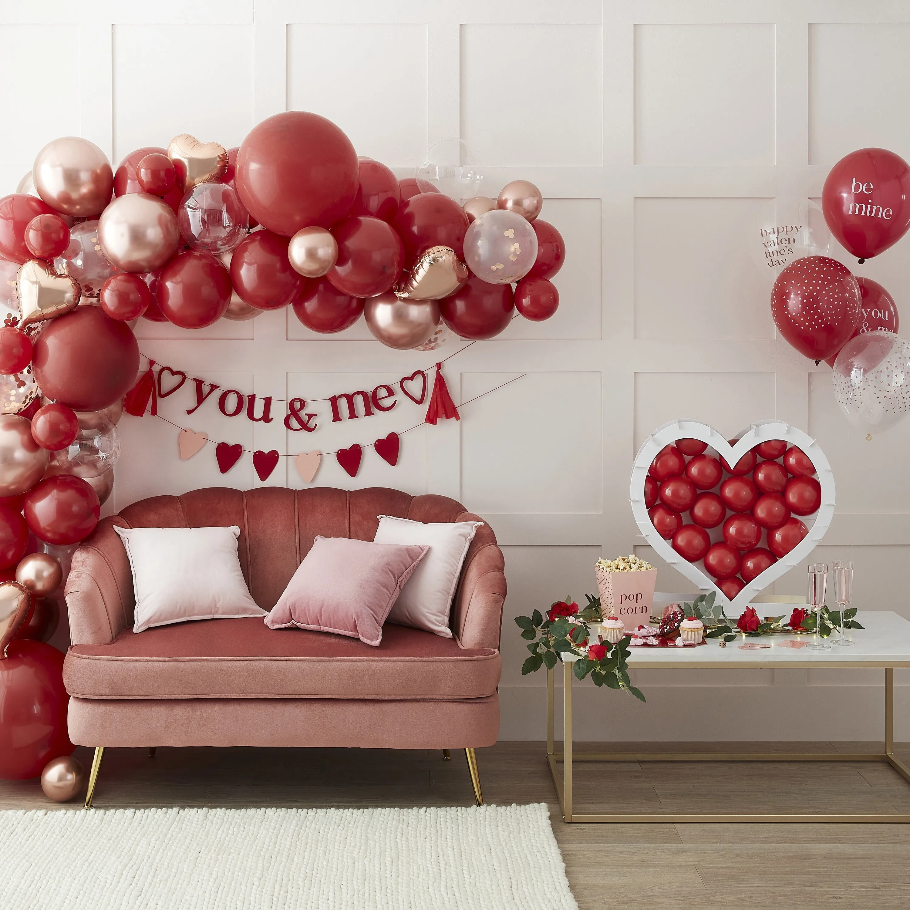 Heart Shaped Balloon Mosaic Stand