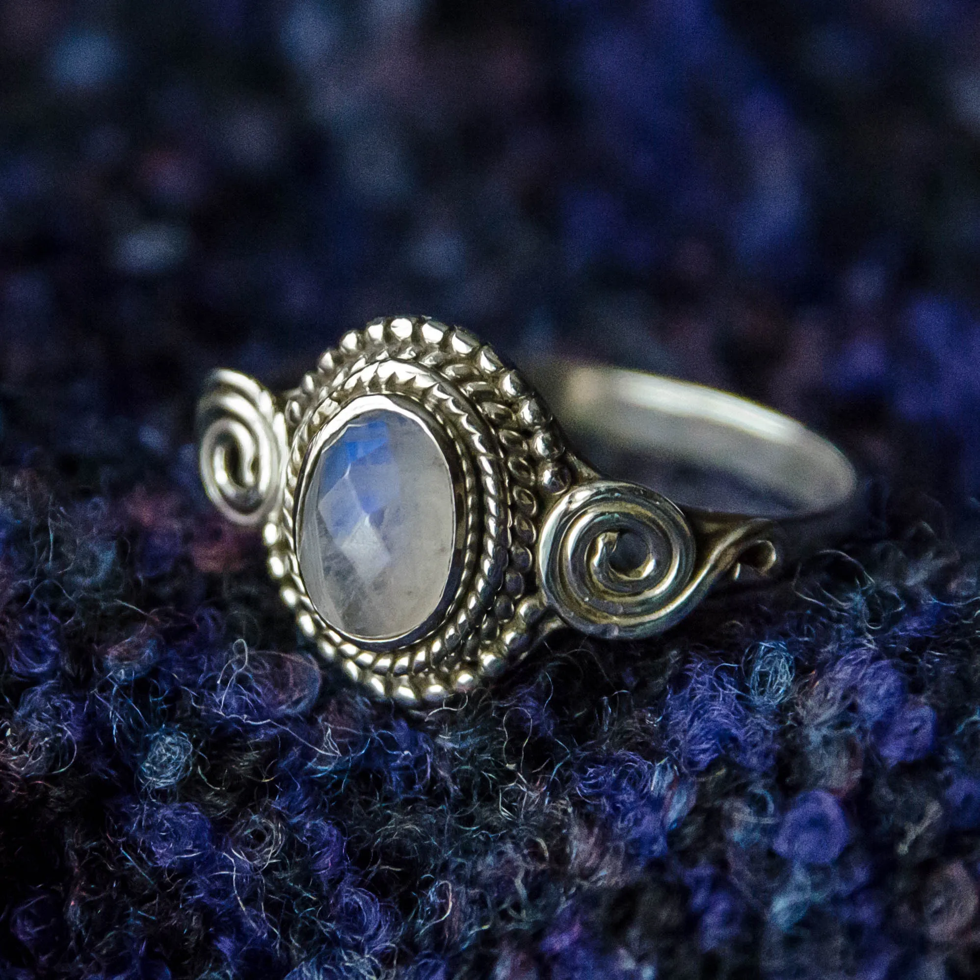 Jai Ring - Silver - Moonstone