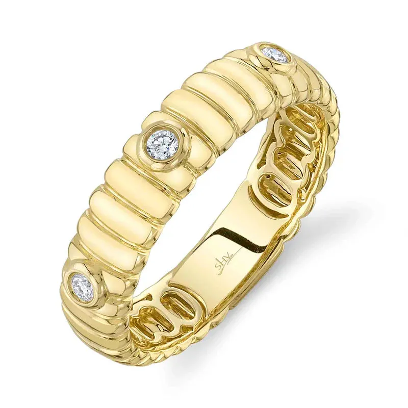 Ribbed Diamond Bezel Ring