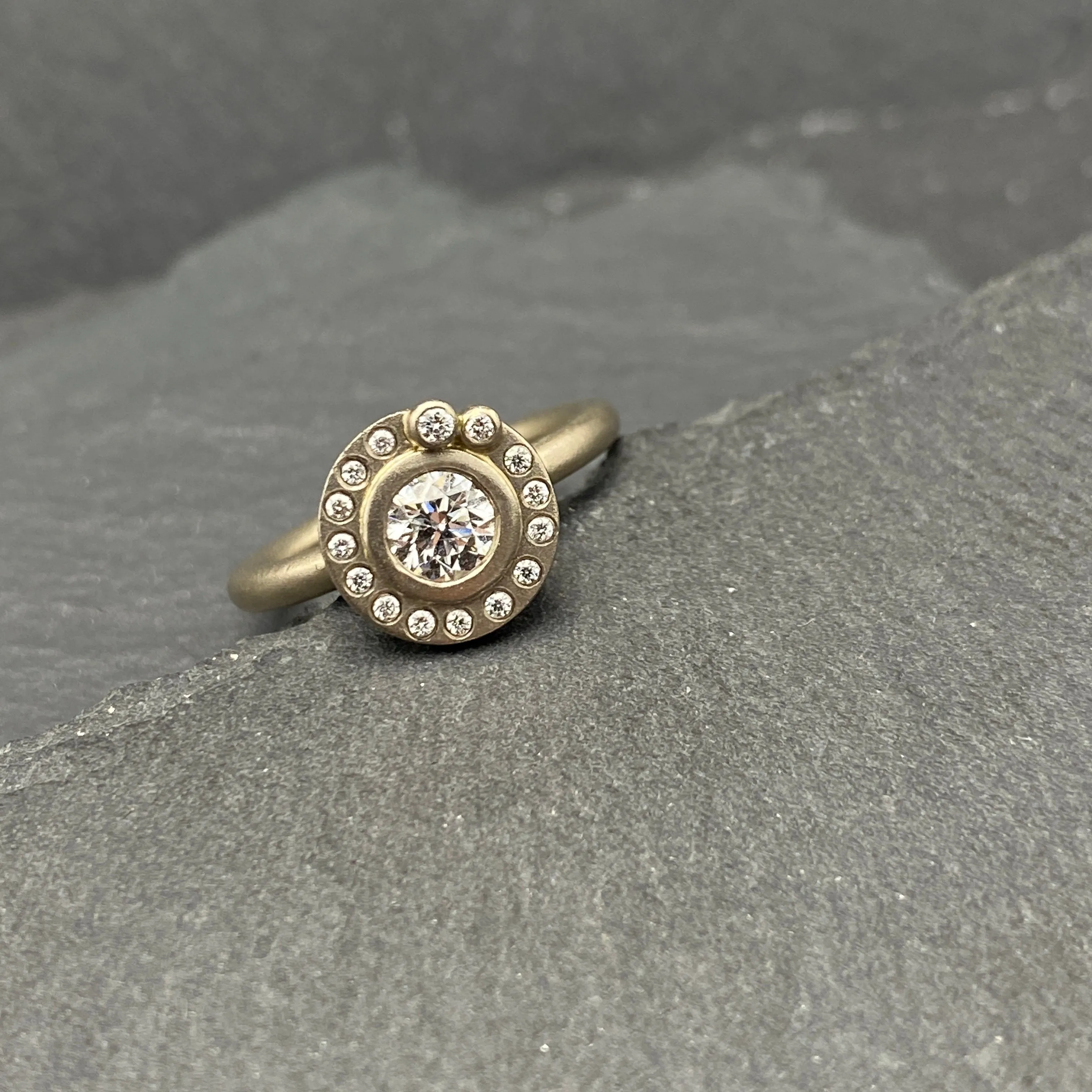 Satellite Ring